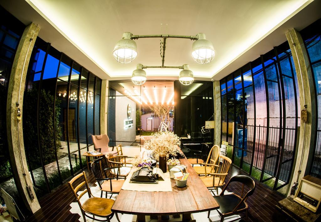 The Restro Hotell HHQ Eksteriør bilde