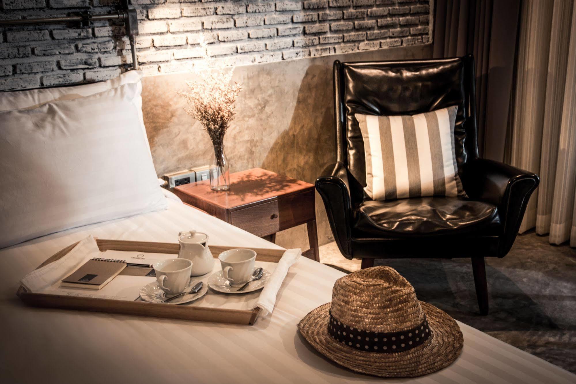The Restro Hotell HHQ Eksteriør bilde